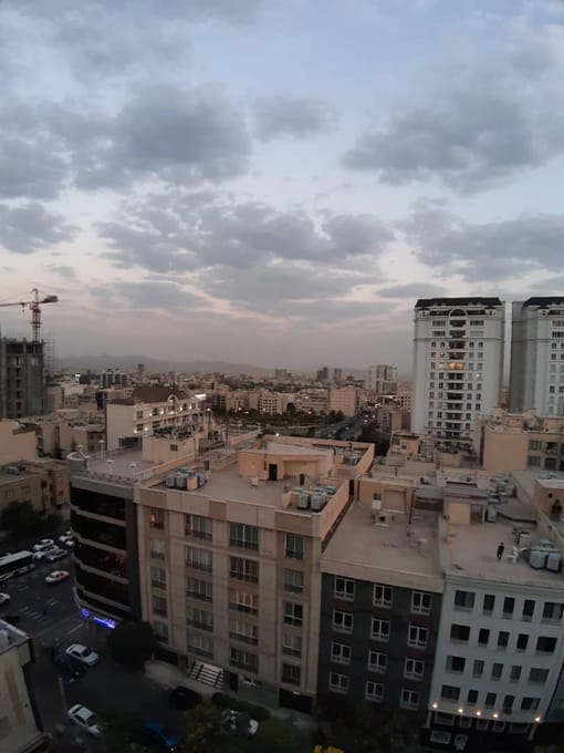 180 متر سه خواب در صرافهای شمالی 