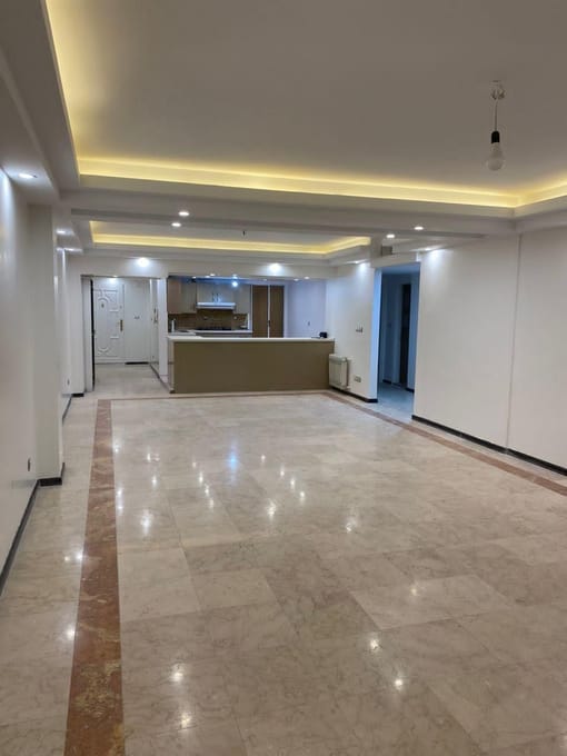 165 متر سعادت آباد 