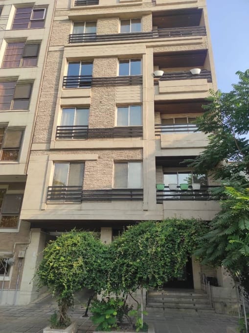 میدان کاج