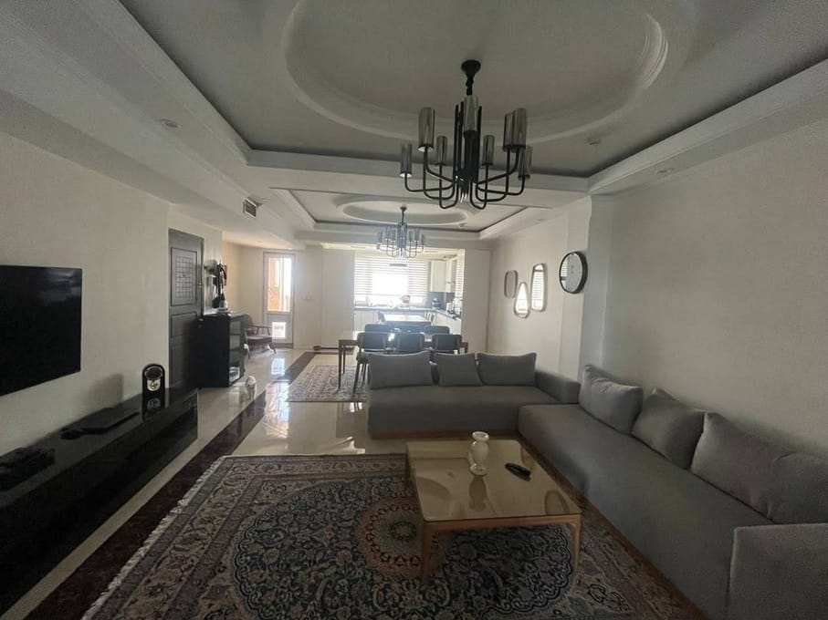 سعادت آباد